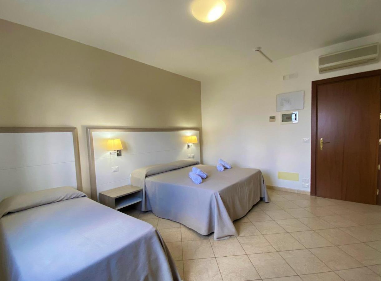 Hotel Victoria Torre Santa Sabina Exterior photo